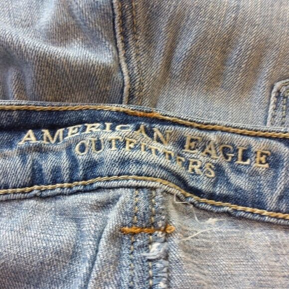 American Eaglel button front blue distressed stretch boy Jean  jeans - Picture 13 of 15